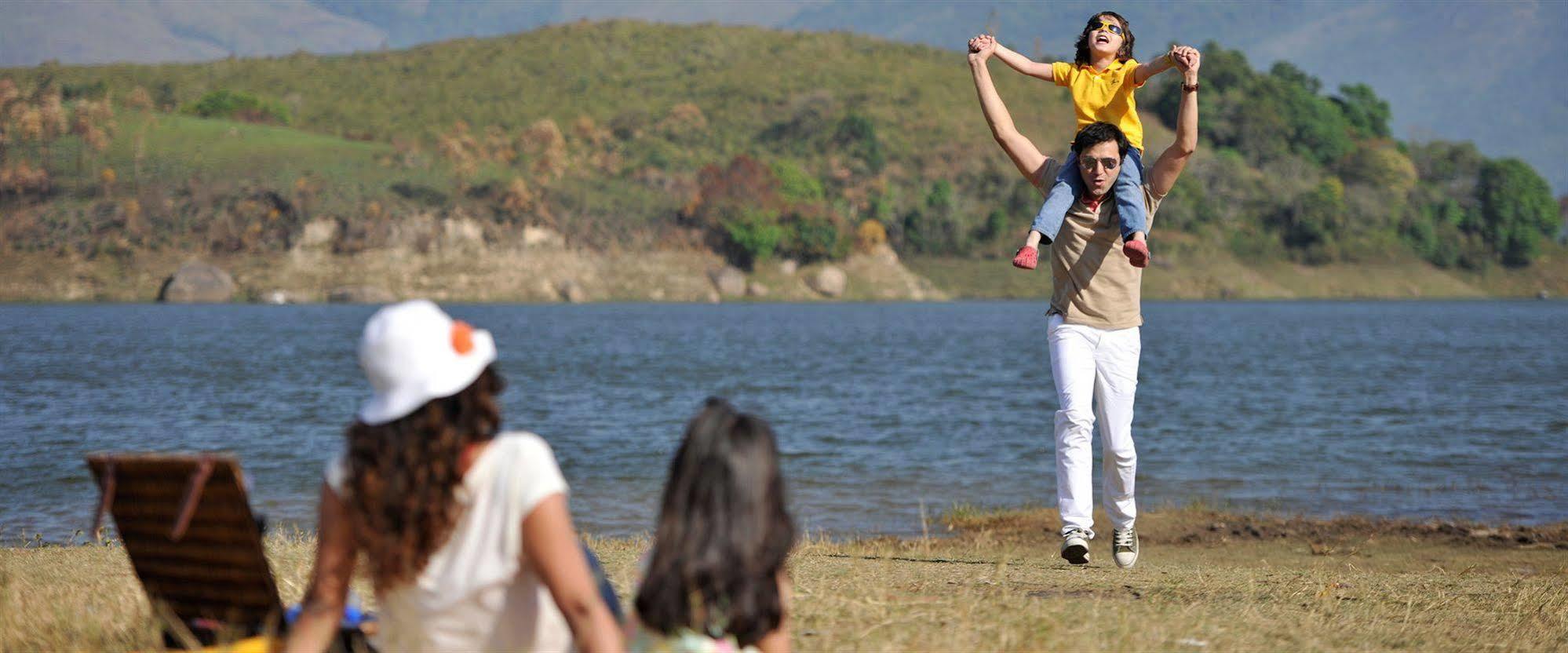 Club Mahindra Munnar Hotell Chinnakanal Exteriör bild